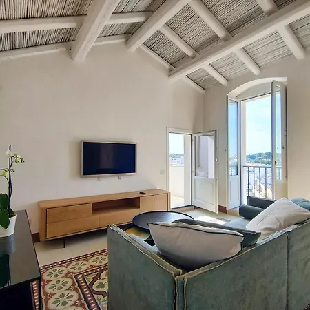 度假居 The Cathedral Retreats Di Casa Camilla Journey