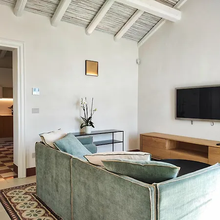 The Cathedral Retreats Di Casa Camilla Journey *