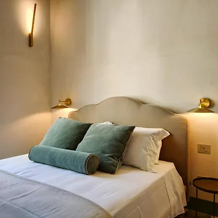 The Cathedral Retreats Di Casa Camilla Journey *