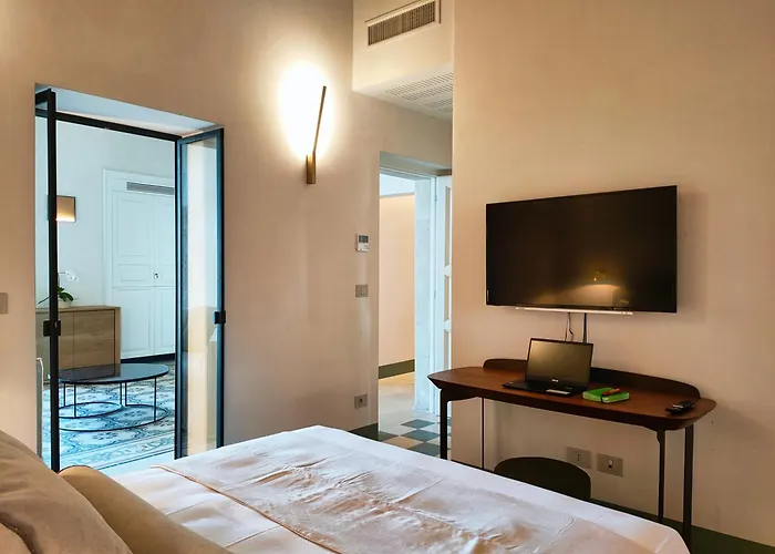 The Cathedral Retreats Di Casa Camilla Journey *